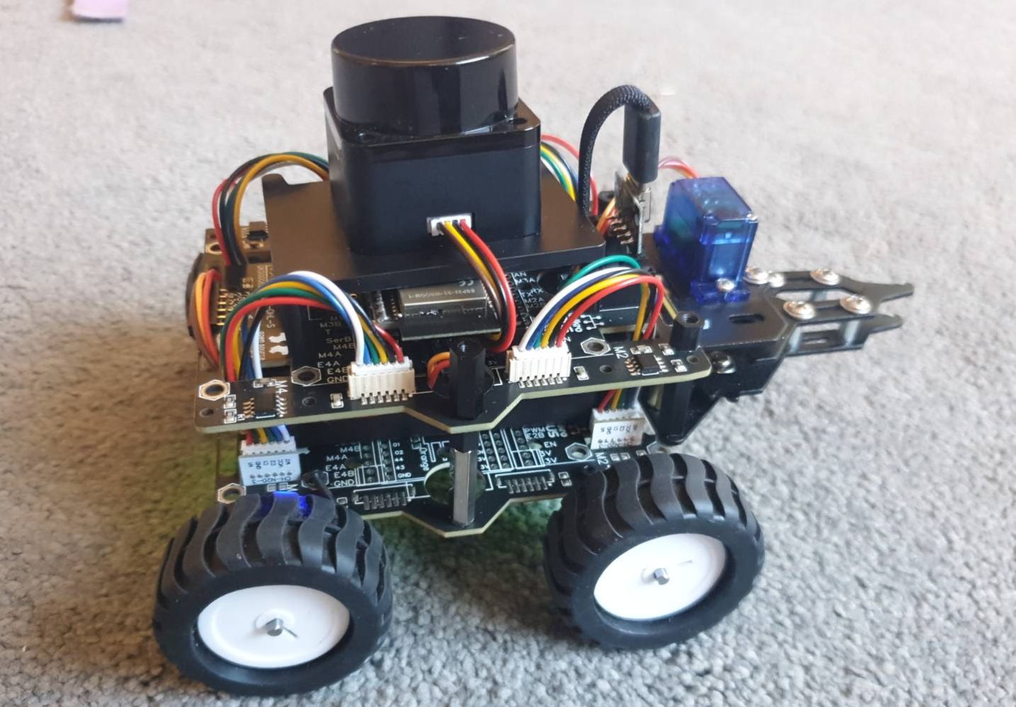 Rosmo-robot